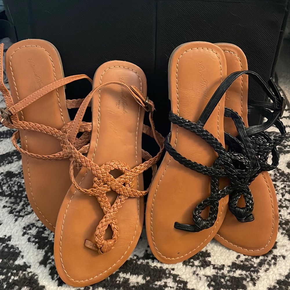 Universal threads braided sandal